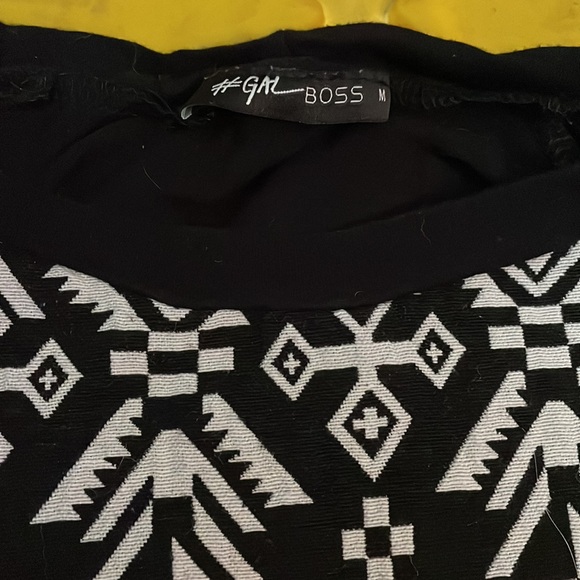 #Gal boss women medium black long sleeve. - Picture 2 of 3